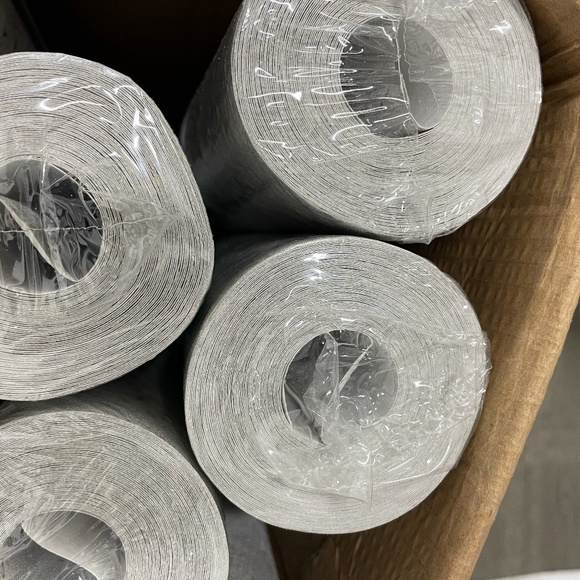 Grey wallpaper - Picture 2 of 5